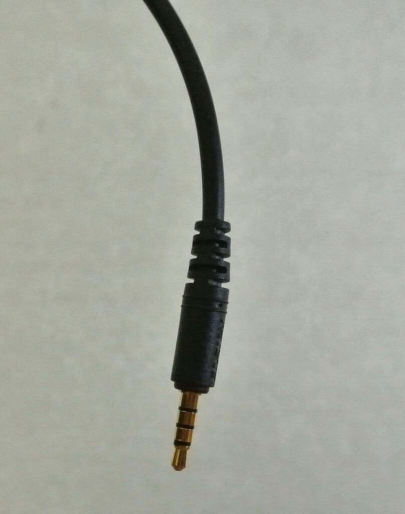 FOSTEX T50RPmk4のケーブル本体側画像