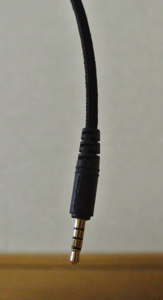 FOSTEX T60RPのケーブル本体側画像