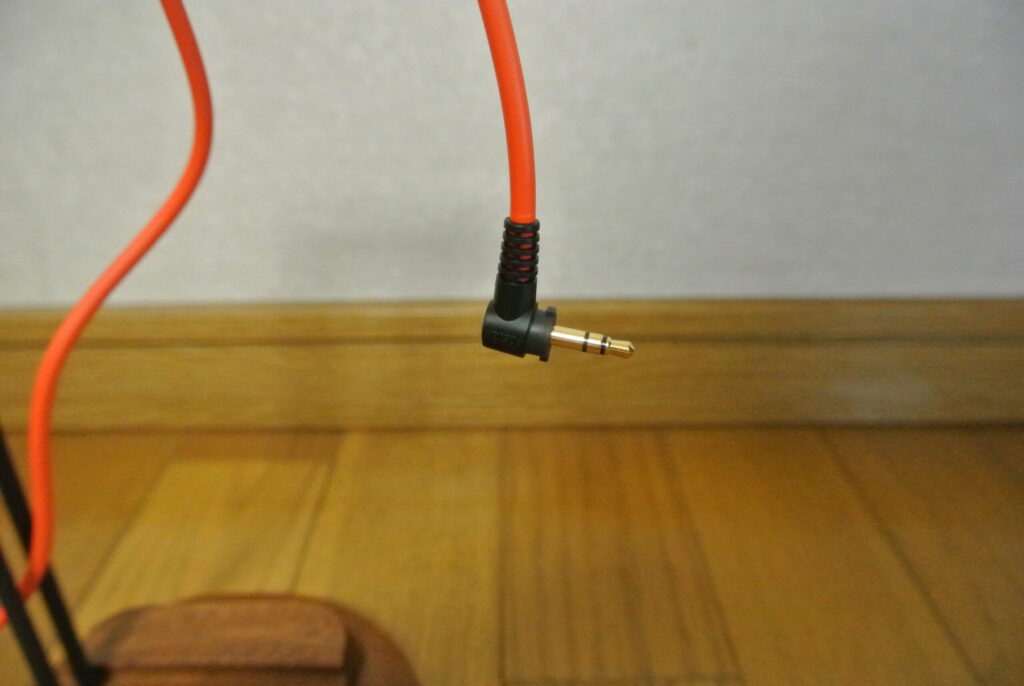 FOSTEX Tx0RPmk3のケーブル画像