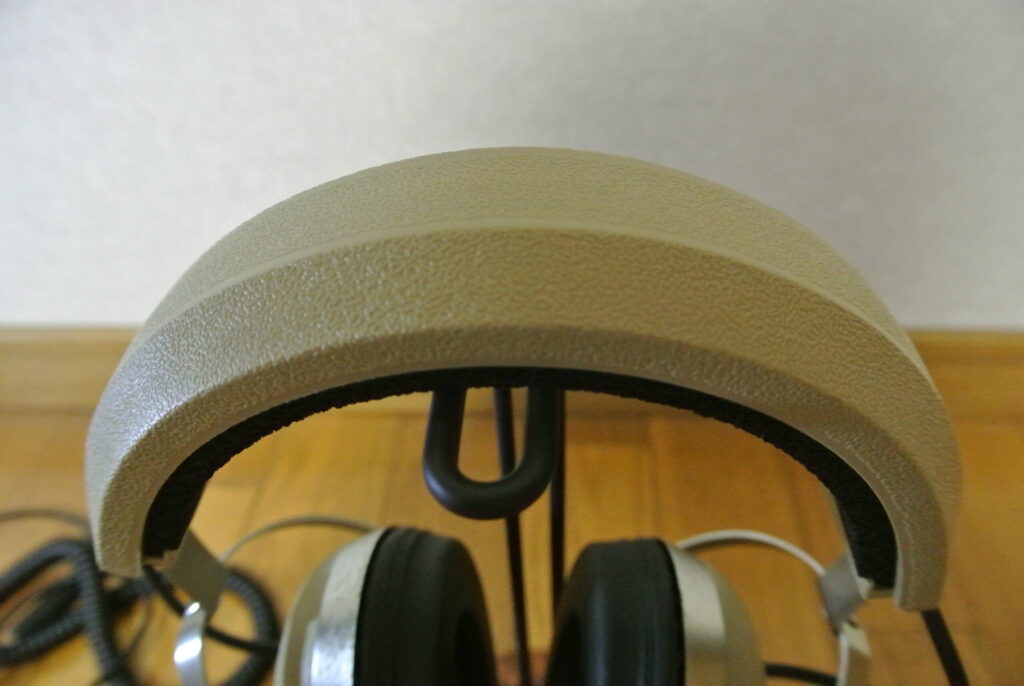 KOSS PRO4AA のヘッドバンド画像